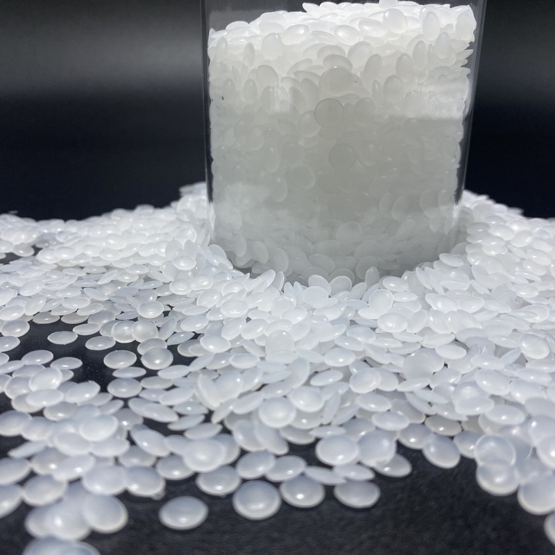 Baixa absorção de água PVDF Pellets UV resistente com condutividade térmica de 0,25 W/mK